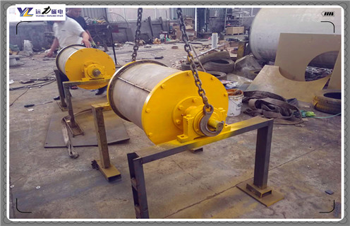 永磁磁力滾筒，永磁直驅滾筒電機型磁力滾筒除鐵效果怎麼樣多少錢工作原理_永磁直驅滾筒電機型磁力滾筒除鐵效果怎麼樣內部結構圖