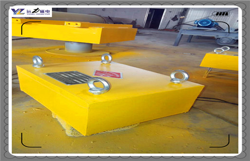 永磁除鐵器，內蒙古懸掛式永磁除鐵器參數_內部磁塊安裝方法_內蒙古懸掛式永磁除鐵器型號價格