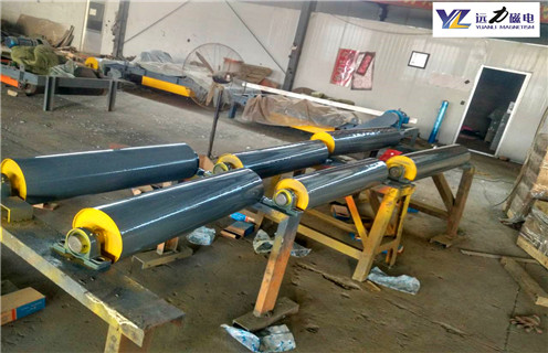 皮帶永磁滾筒，廣東皮帶永磁滾筒_滾筒磁選機多少錢一台，廣東皮帶永磁滾筒工作原理