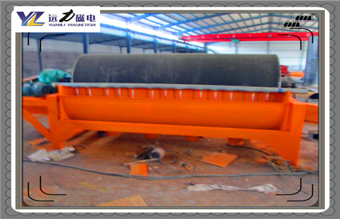 幹式磁選機，雲南幹式磁選機磁輥筒_雲南幹式磁選機磁輥筒如何配置，選三氧化二鐵嗎？