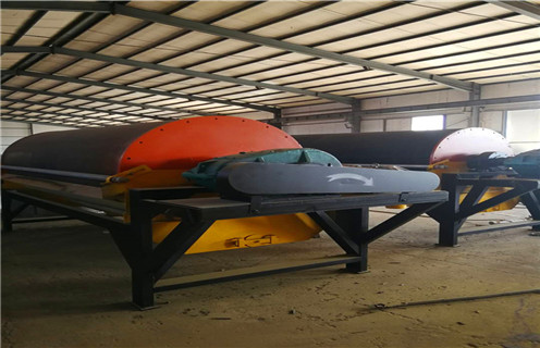 永磁筒式磁選機，新疆CTB-1024永磁筒式磁選機_新疆CTB-1024永磁筒式磁選機分選粒度如何選鐵參數規格一般是多少_生產廠家